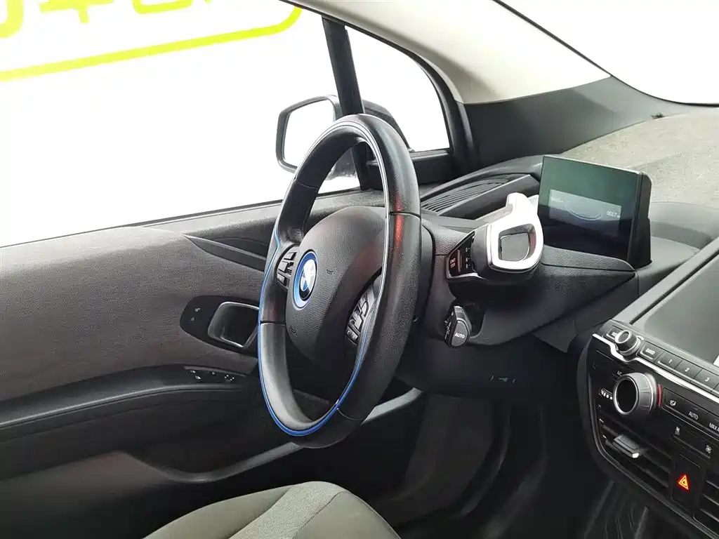BMW i3 2016 — фото 22
