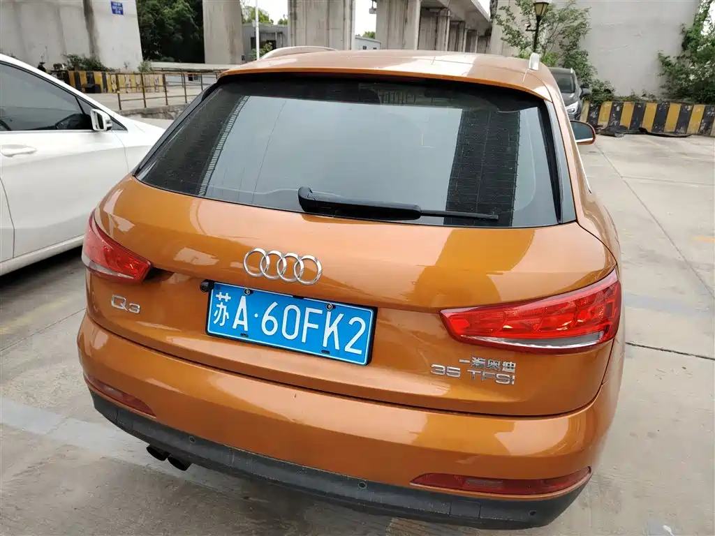 Audi Q3 2016 — фото 6