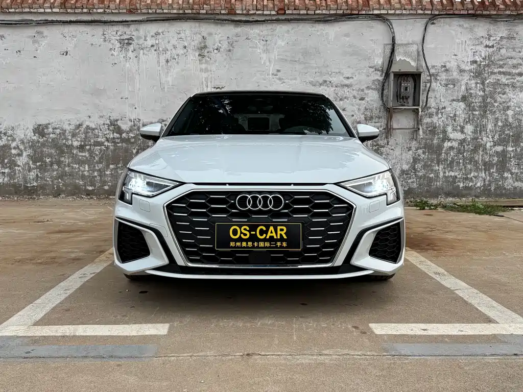 Audi A3 2022 — фото 2