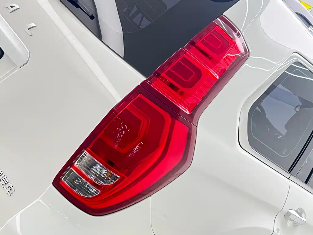 Haval H9 2015 — фото 9