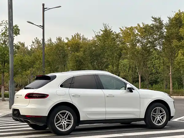 Porsche Macan 2017