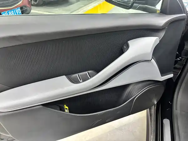 NIO ET5 2025