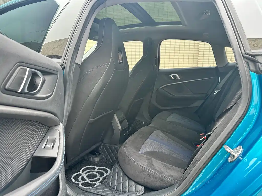 BMW 2 Series 2023 — фото 10