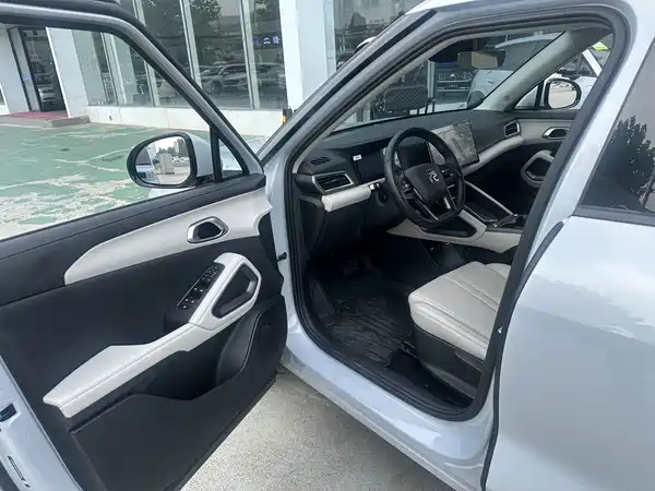 BYD Yuan UP 2025
