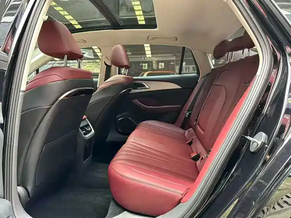 Hongqi H5 2023