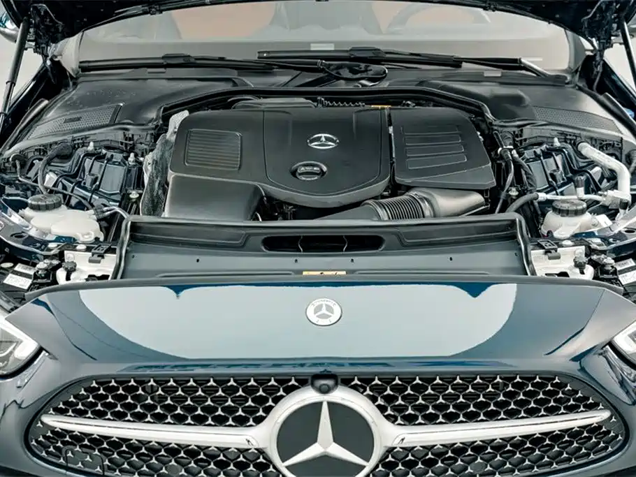 Mercedes-Benz C-Class 2024 — фото 21