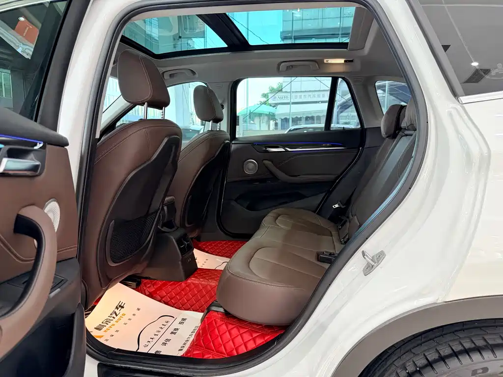 BMW X1 2022 — фото 12