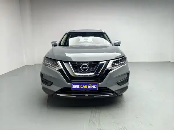 Nissan X-Trail 2025