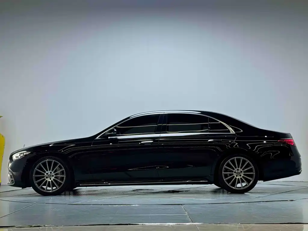 Mercedes-Benz S-Class 2023 — фото 15