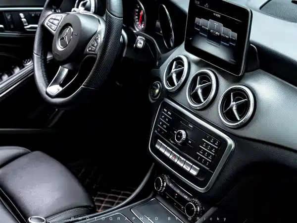 Mercedes-Benz CLA 2018
