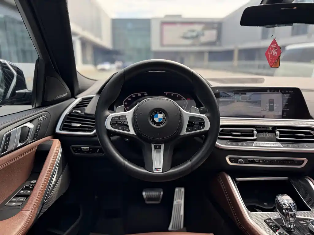 BMW X6 2021 — фото 11