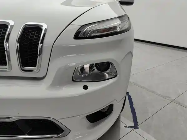 Jeep Cherokee 2018