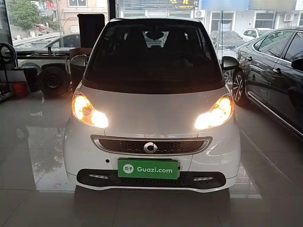 smart Fortwo 2014 — фото 3