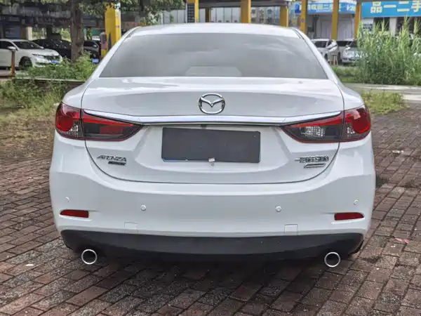 Mazda Atenza 2015