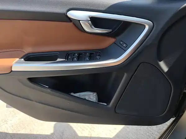 Volvo S60 2015