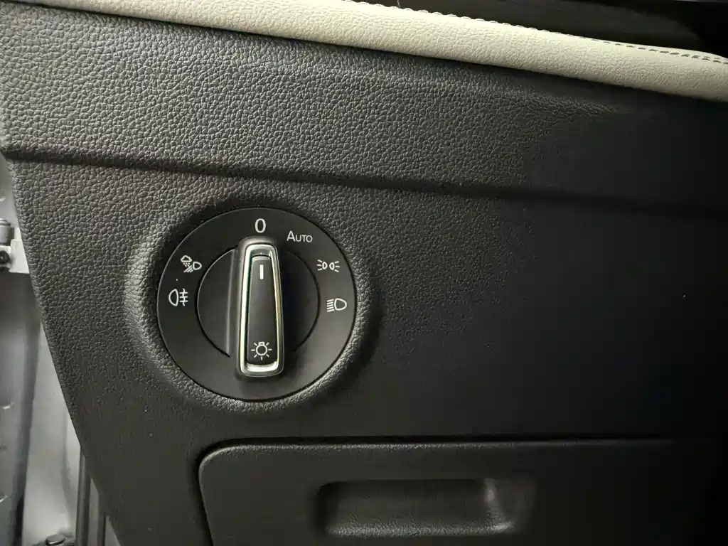 Volkswagen Tiguan L 2023 — фото 14