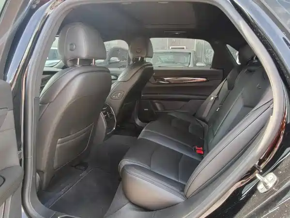 Cadillac CT6 2023