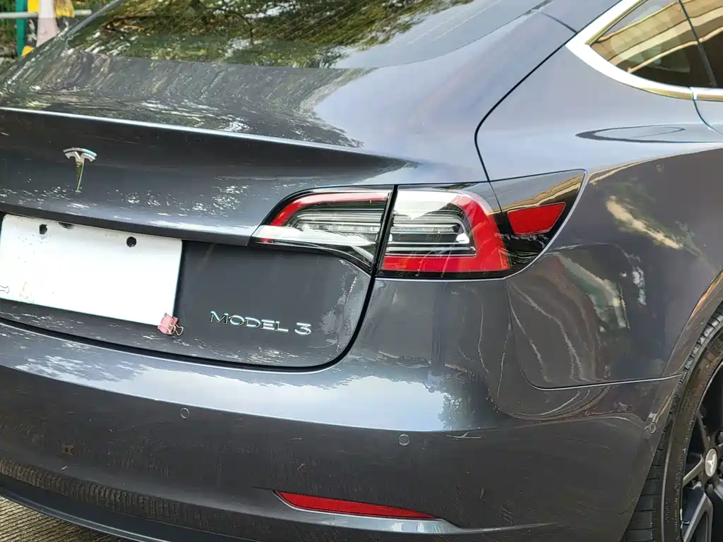 Tesla Model 3 2020 — фото 17