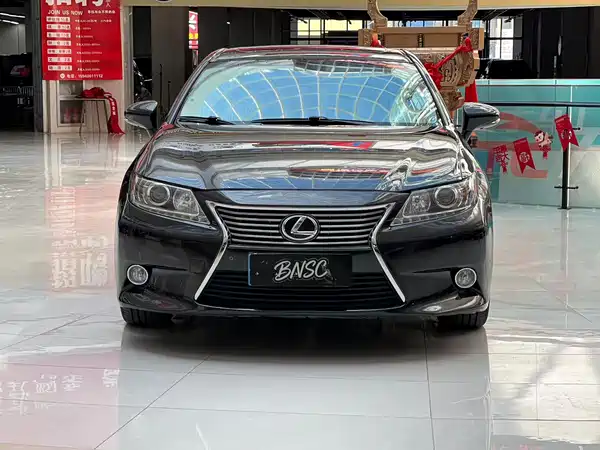 Lexus ES 2013
