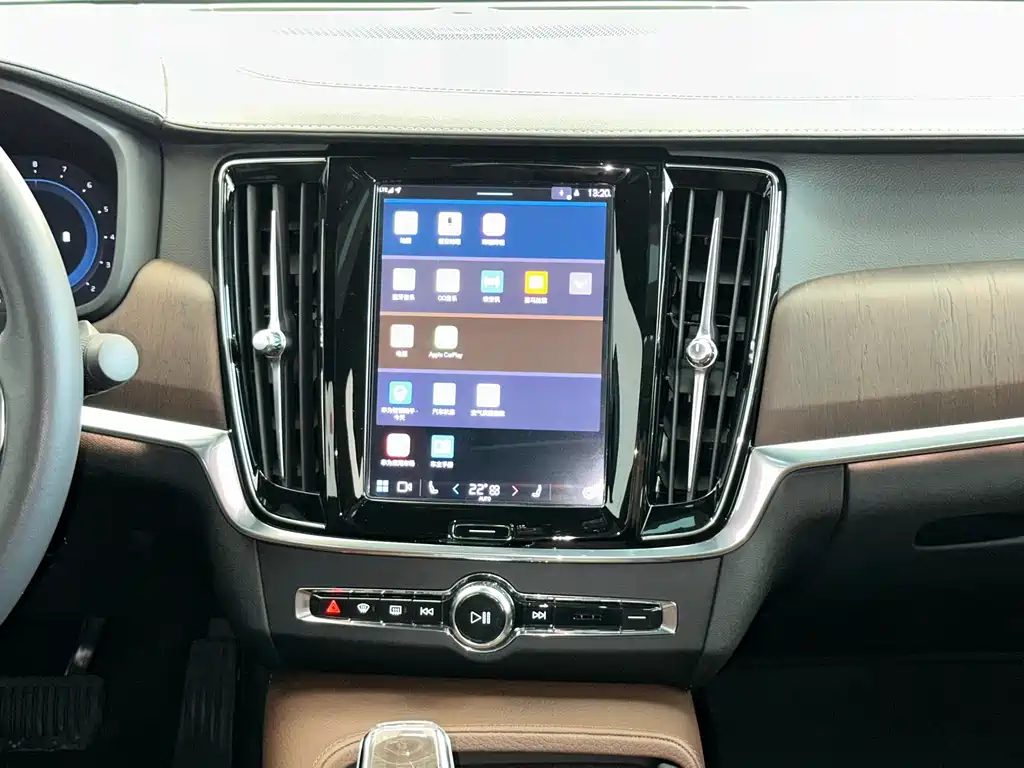 Volvo S90 2022 — фото 18