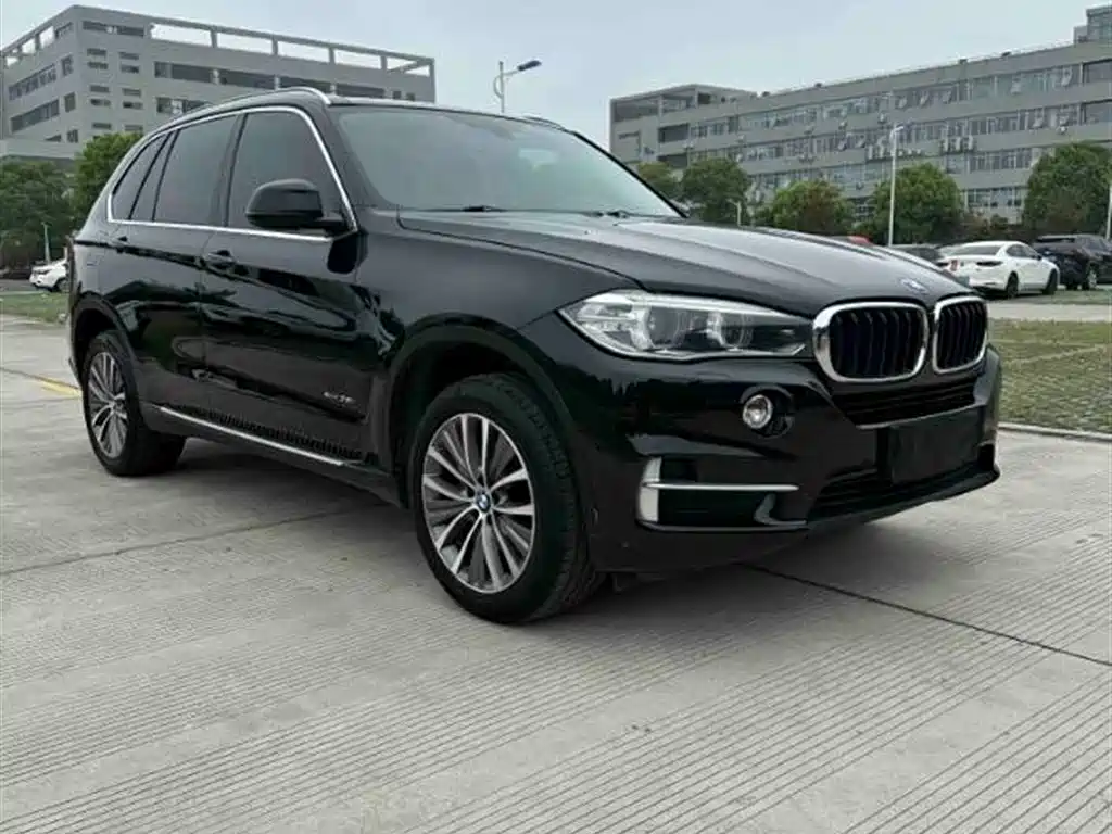 BMW X5 2015 — фото 1