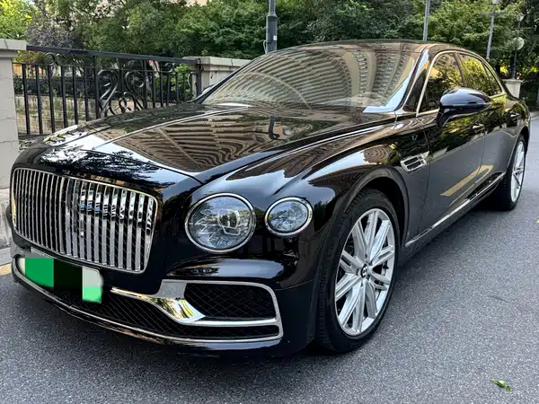 Bentley Flying Spur Plug-In Hybrid 2024