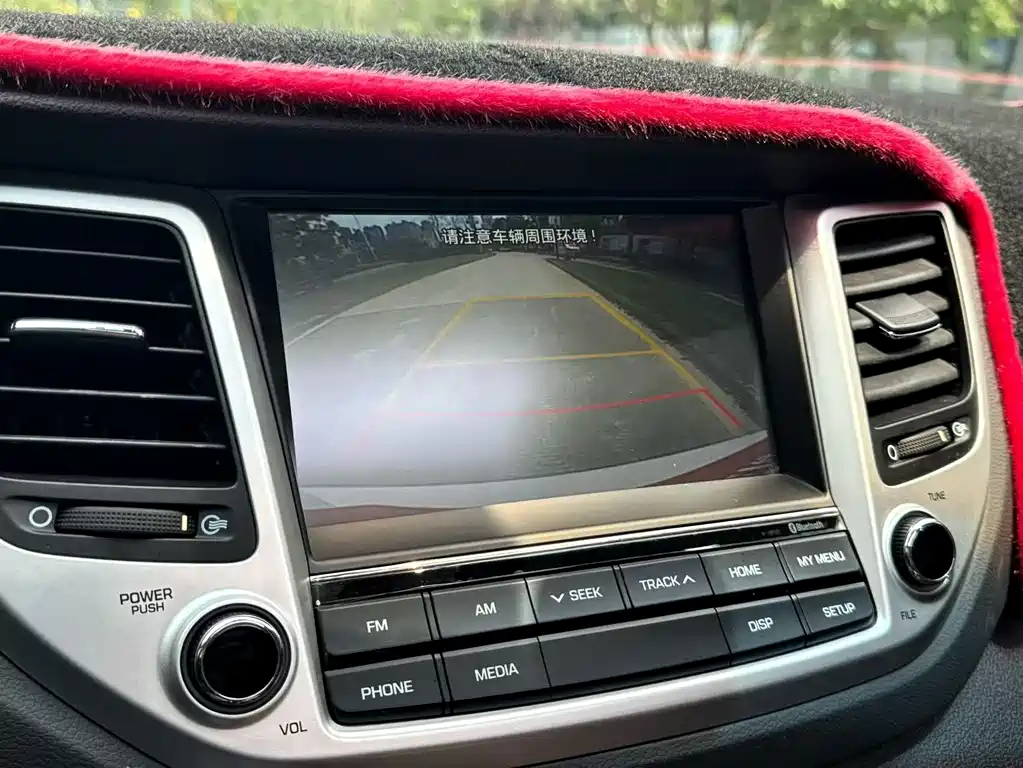 Hyundai Tucson 2017 — фото 18