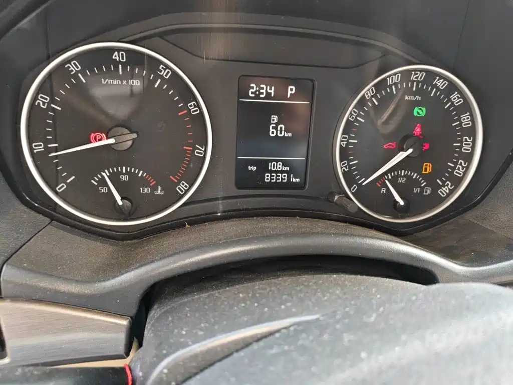 Skoda Octavia 2015 — фото 9