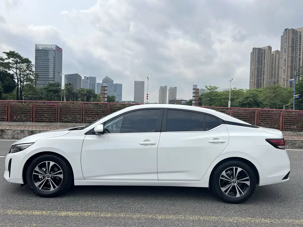 Nissan Sylphy 2023 — фото 21
