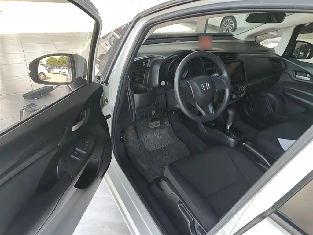 Honda Fit 2019 — фото 16