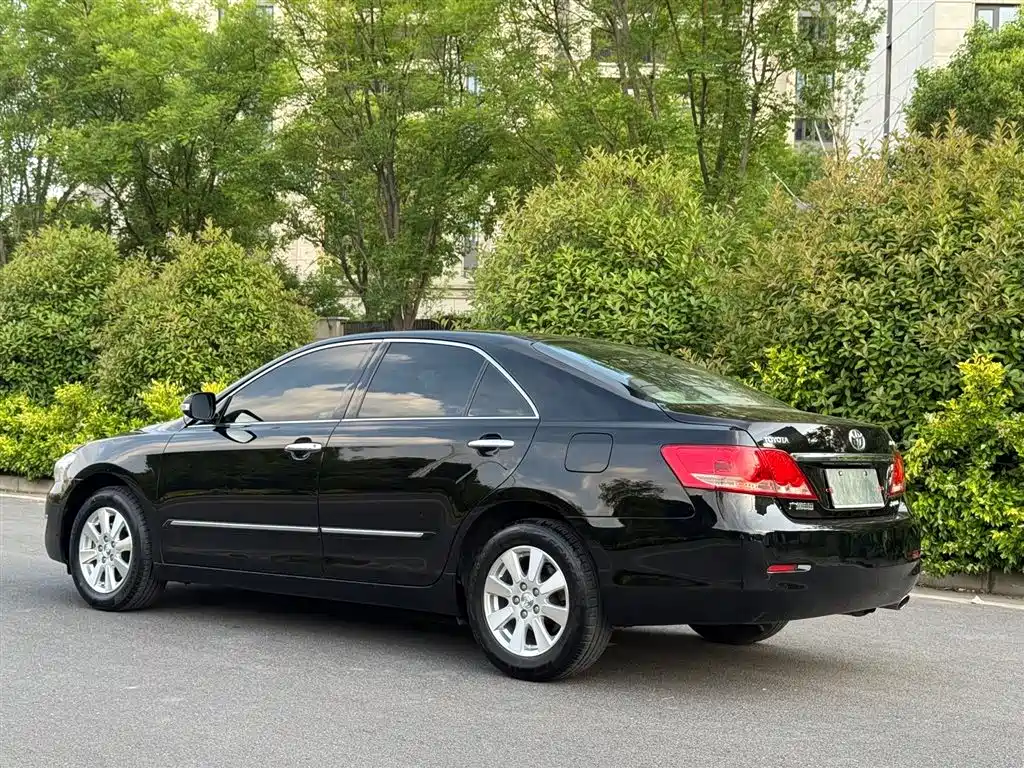 Toyota Camry 2007 — фото 4