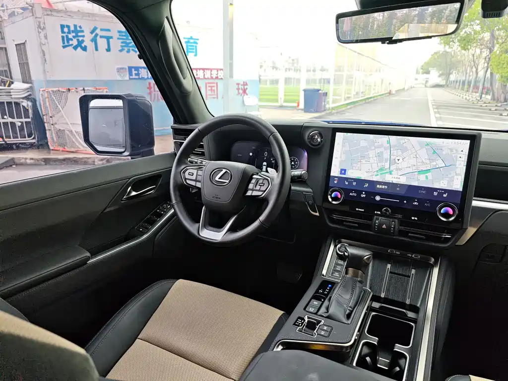 Lexus GX 2024 — фото 18