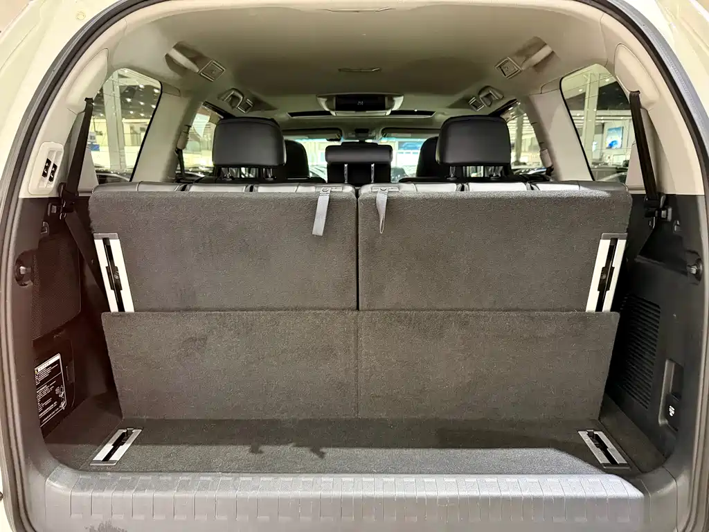 Toyota Prado 2016 — фото 11