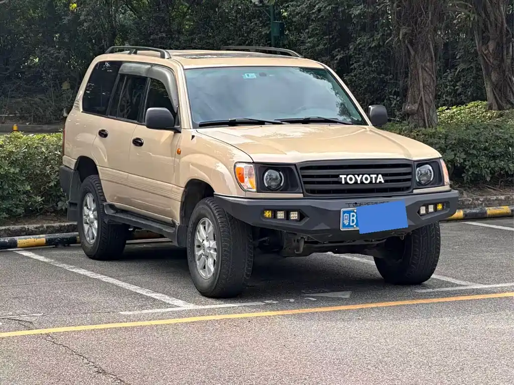 Toyota Land Cruiser 2005 — фото 2