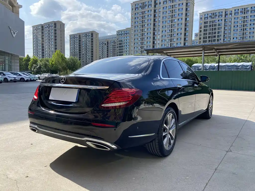 Mercedes-Benz E-Class 2018 — фото 5