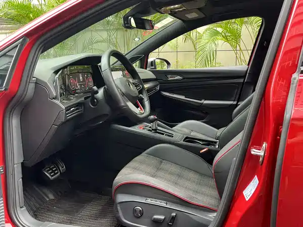 Volkswagen Golf GTI 2022