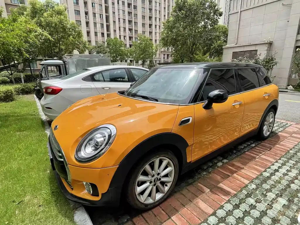 MINI Clubman 2016