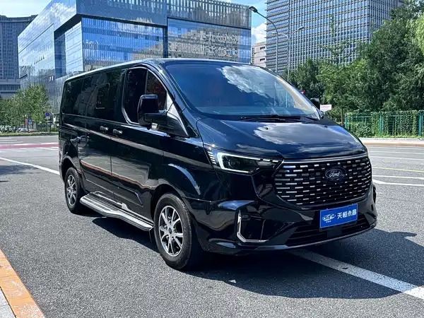 Ford Tourneo 2023