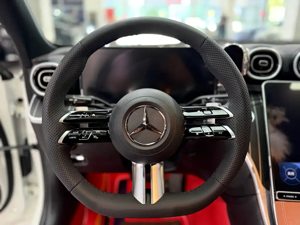 Mercedes-Benz C-Class 2024