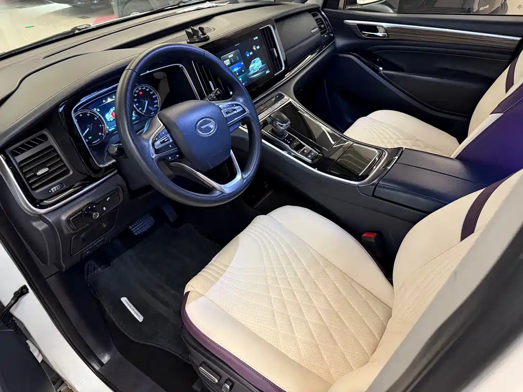 GAC Motor Trumpchi M8 2022 — фото 5