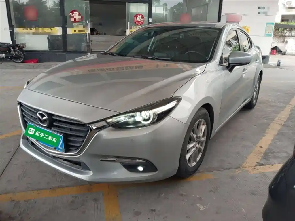 Mazda 3 Axela 2019 — фото 1