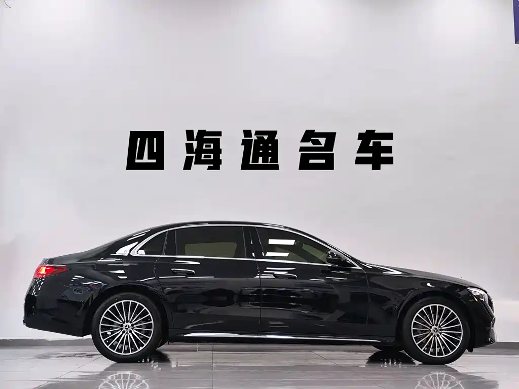Mercedes-Benz E-Class 2025