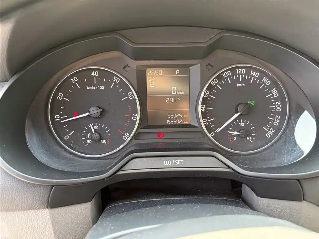 Skoda Octavia 2014 — фото 17