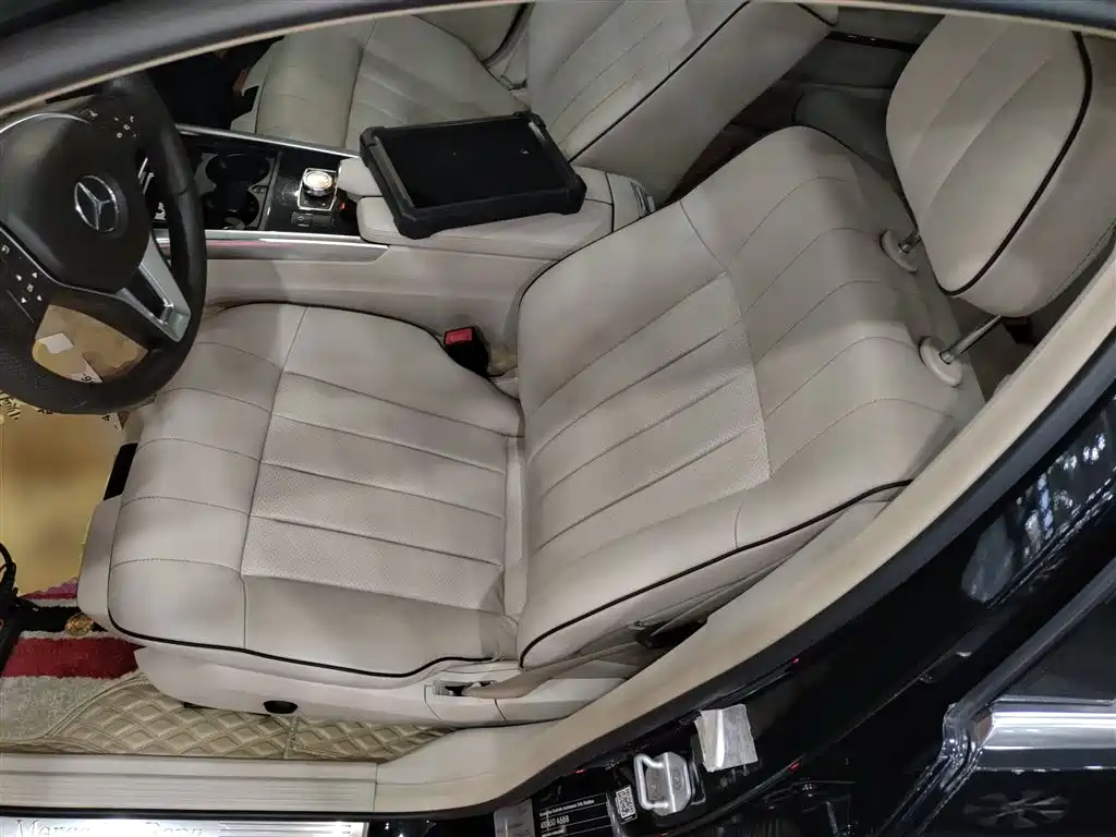Mercedes-Benz E-Class 2015 — фото 15