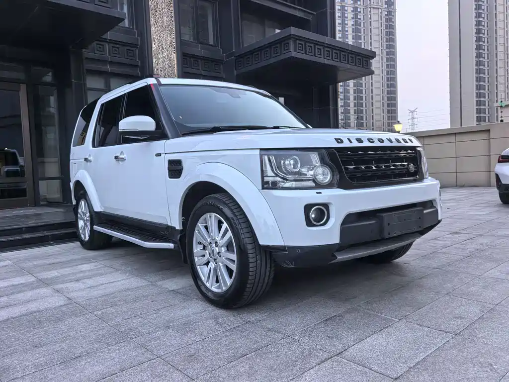 Land Rover Discovery 2015 — фото 13