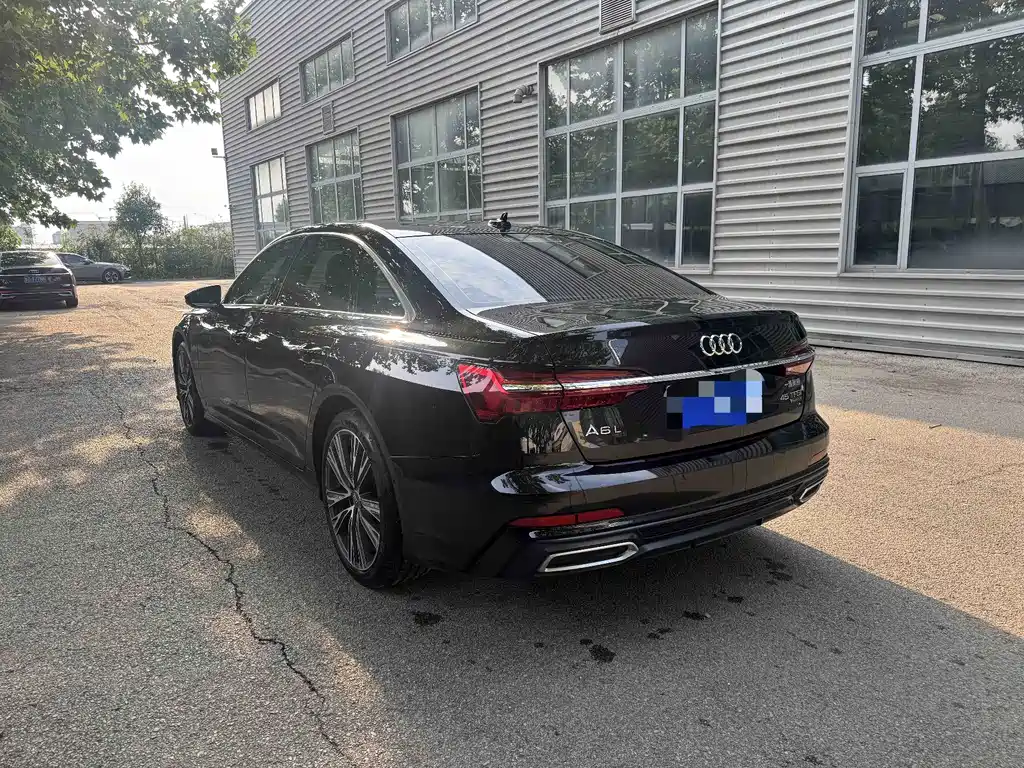 Audi A6L 2021
