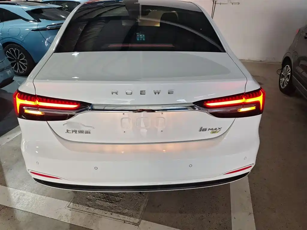 Roewe i6 MAX New Energy 2024 — фото 6