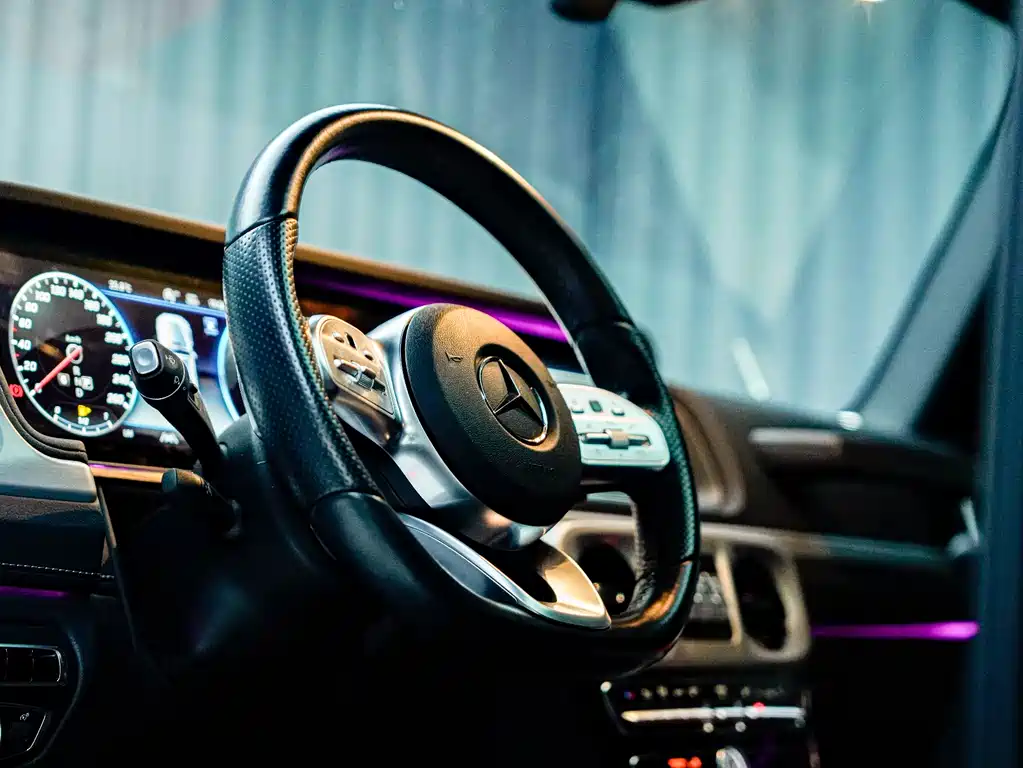 Mercedes-Benz G-Class 2023 — фото 10