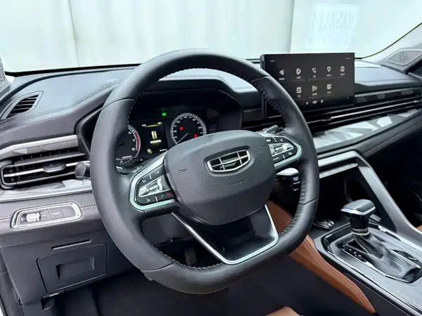 Geely Vision X6 2022