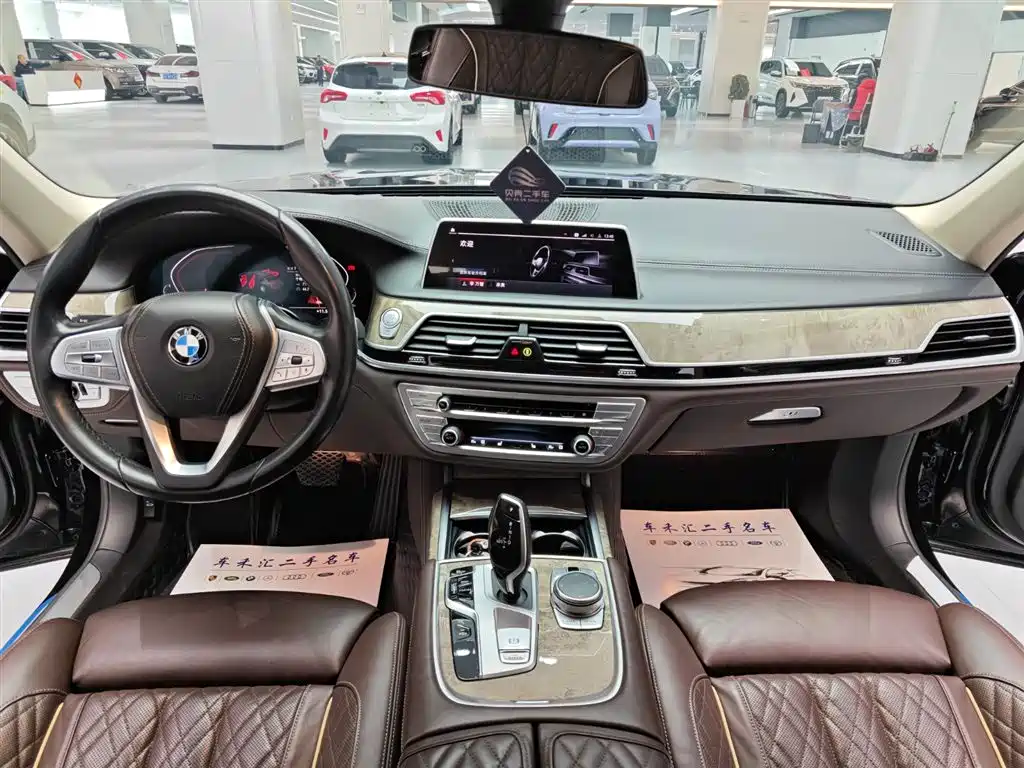 BMW 7 Series 2022 — фото 8